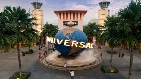 Universal Studios Singapore™ & Singapore Oceanarium: Entry + Hotel Pickup