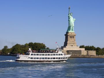 New York City Highlights: 1.5-Hr Boat Tour by Circle Line