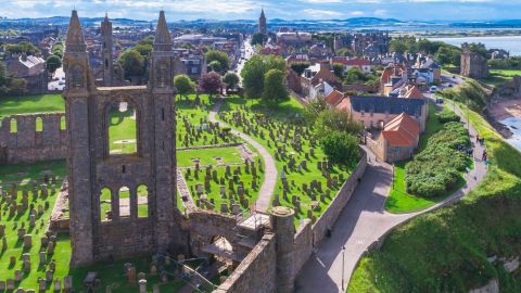 Coastal Path of Fife and St Andrews from Edinburgh