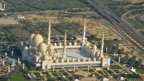 Abu Dhabi Tour 30 MIN (Sharing Basis)