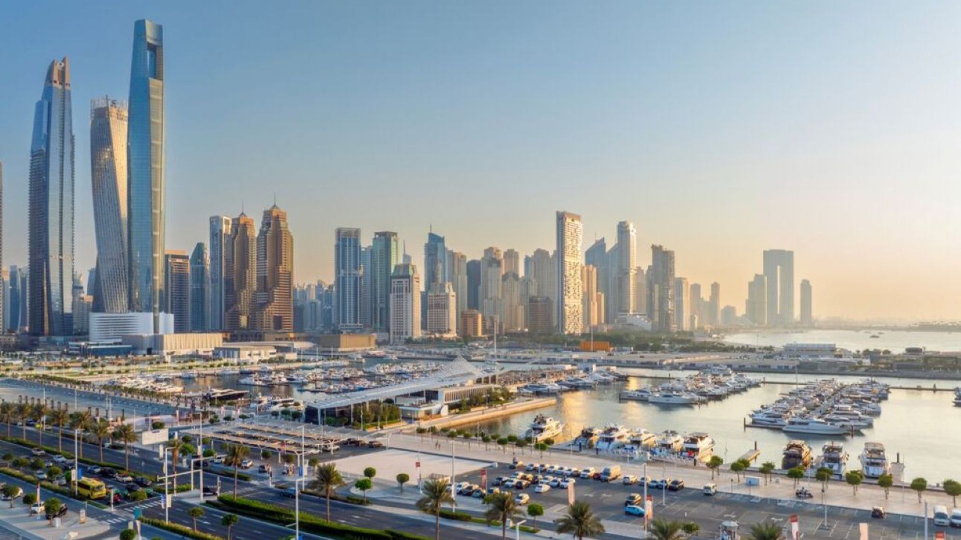 Falcon Heli Tours - Pearl Tour 12 MIN (Sharing Basis)