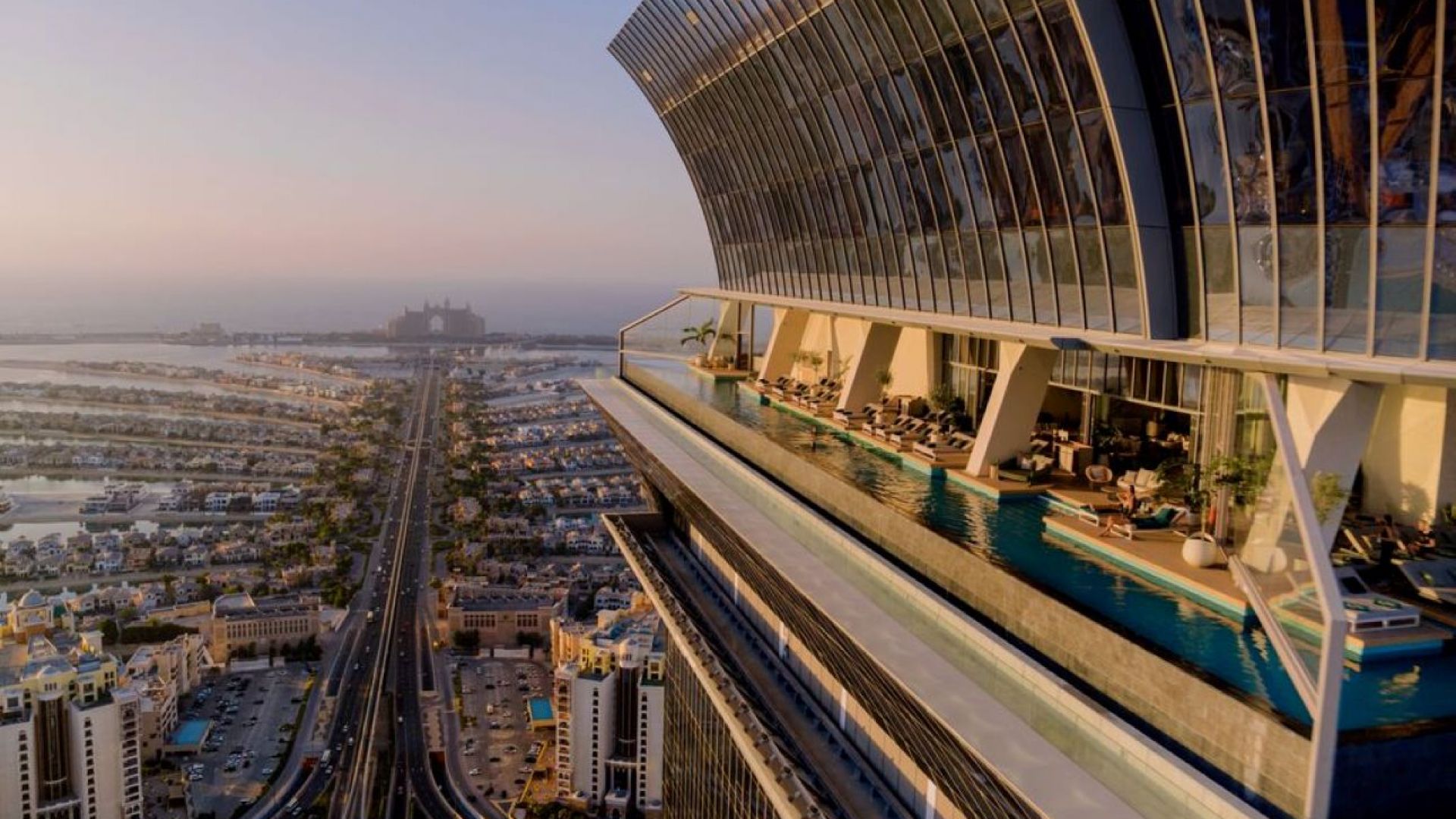 Falcon Heli Tours - The Iconic Ride 17 MIN up to 6 guests (Private)