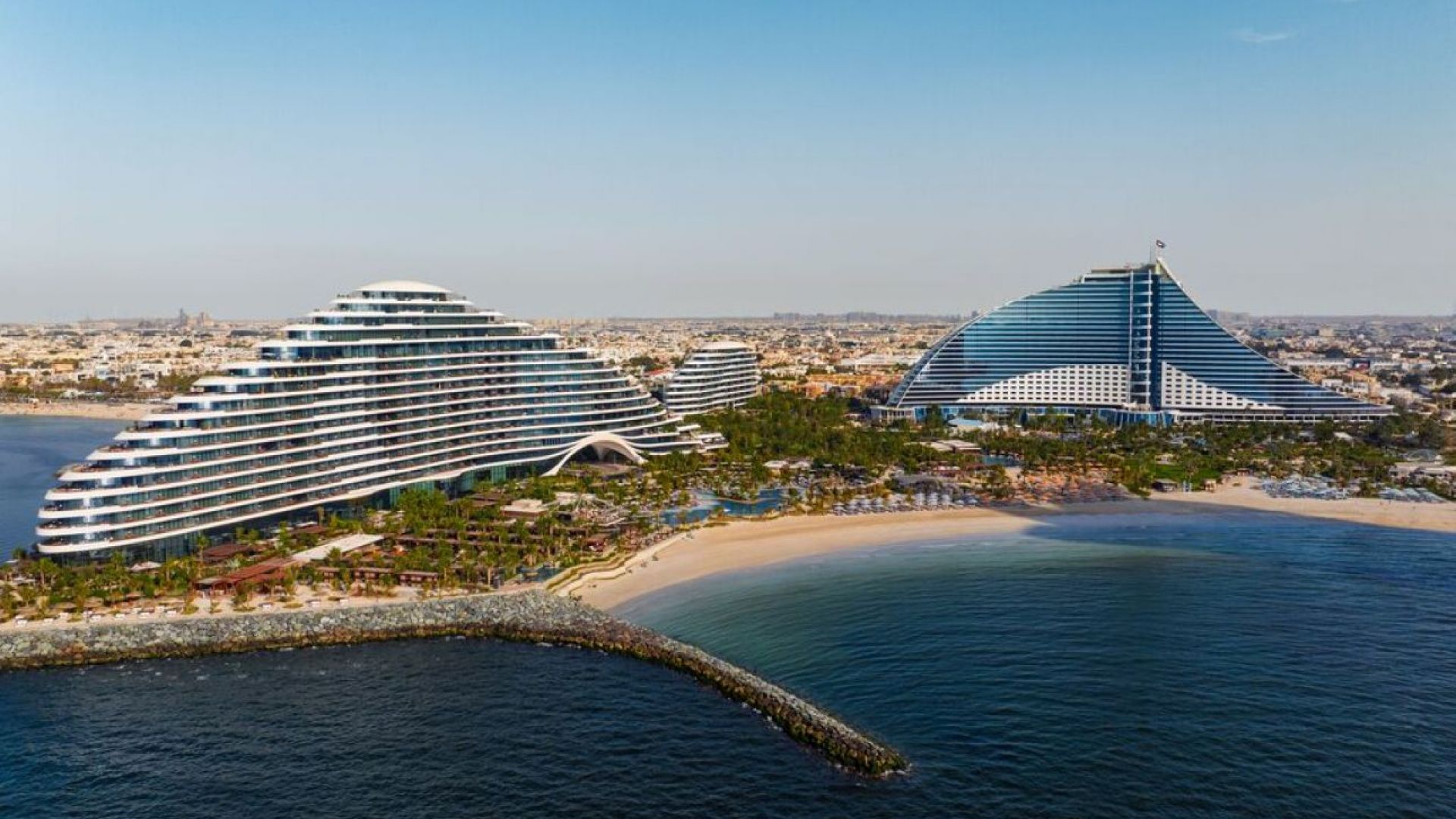 Shared Helicopter Tour in Dubai by Falcon Aviation