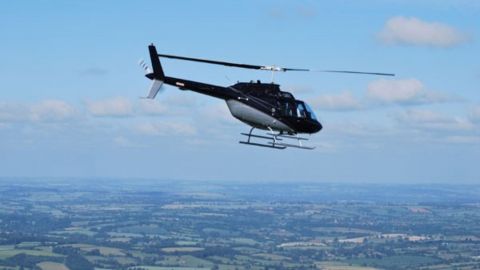 VIP Glimpse of London Helicopter Tour with Bubbly for One