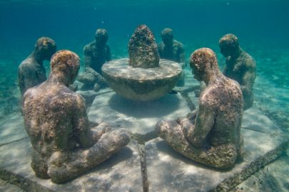 Cancún: MUSA Underwater Art Museum Glass-Bottomed Boat Tour with Drink