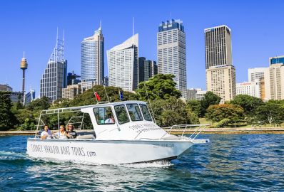 Sydney Harbour: Sydney Icons, Bays, & Beaches Morning Cruise