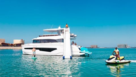 Private Luxury 52ft Yacht (Gib/Kio) in Ras Al Khaimah up to 15 Guests