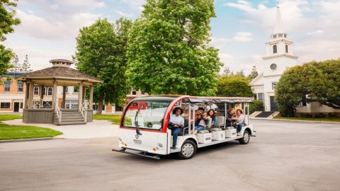 Warner Bros. Studio Tour Hollywood: Studio Tour Ticket Standard