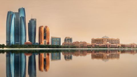 Abu Dhabi Half Day City Tour - Pick Up and Drop Off Abu Dhabi