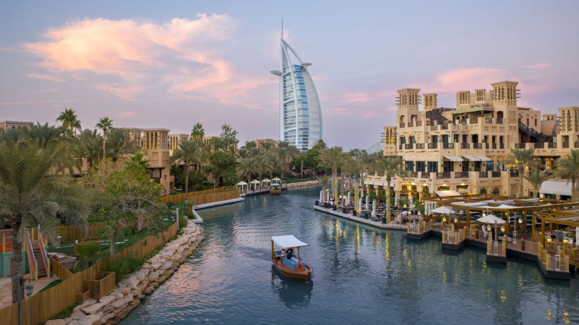 From Dubai: Dubai Full Day City Tour with Lunch - Shared Audio Guided Tour & Transfers