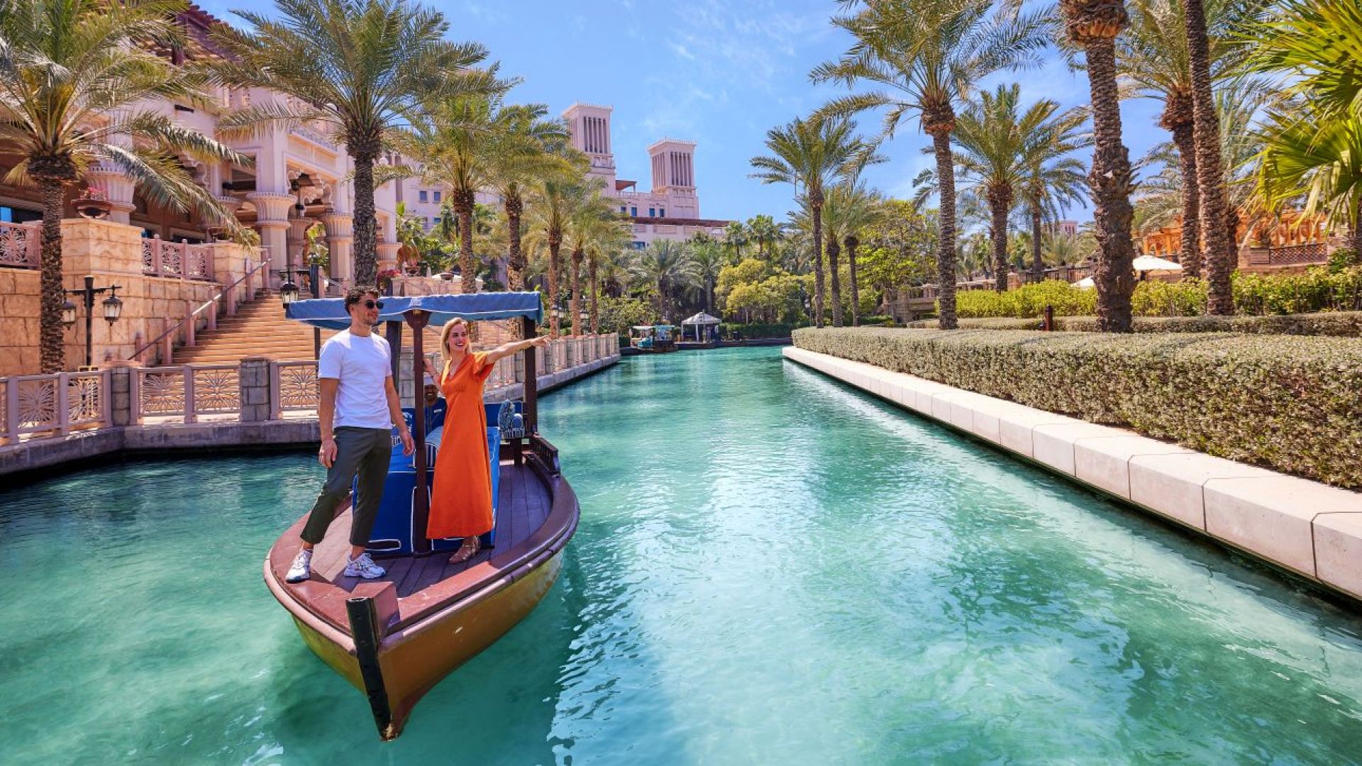 From Dubai: Dubai Full Day City Tour with Lunch - Shared Audio Guided Tour & Transfers