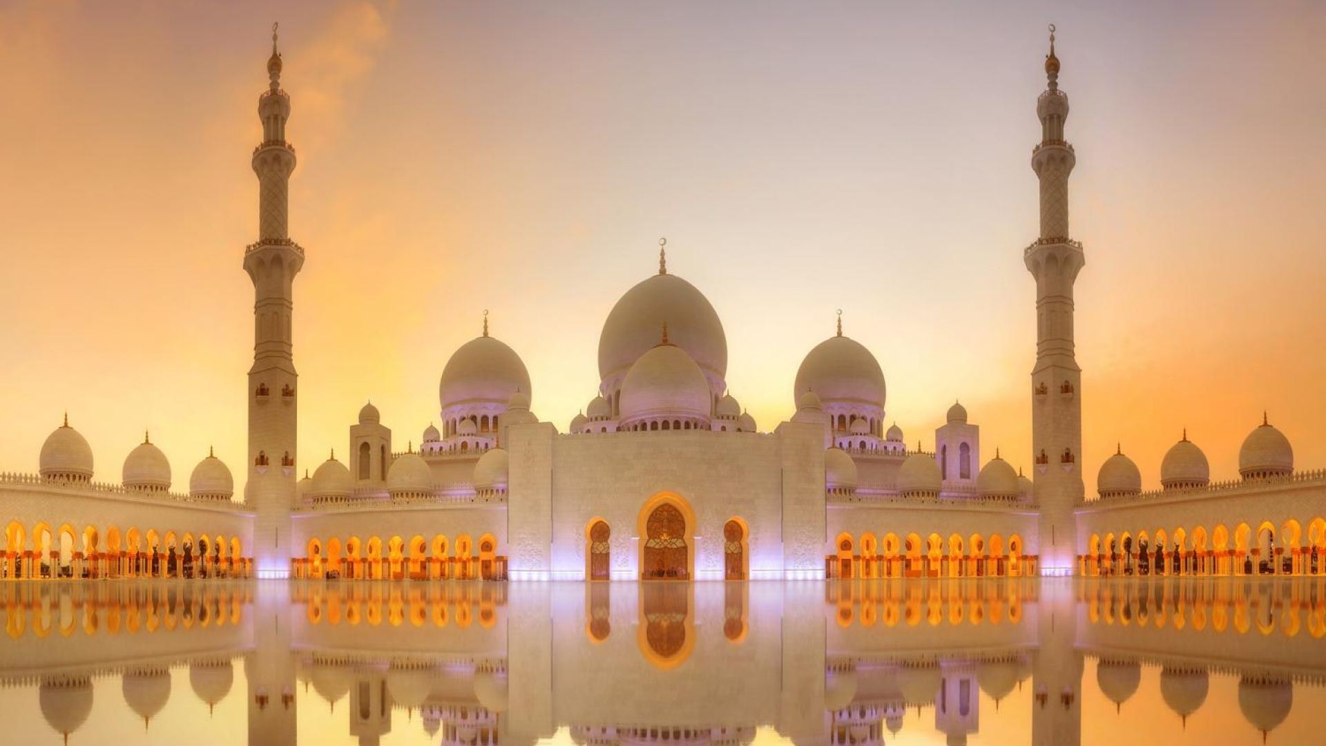 From Dubai: Abu Dhabi Full Day with Lunch - Shared Audio Guided Tour & Transfers
