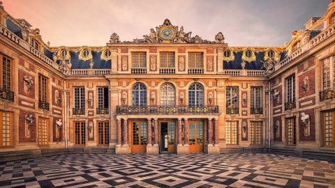 HALF DAY GUIDED VERSAILLES TOUR FROM PARIS IN A SMALL GROUP