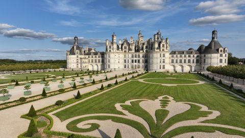 ALL DAY GUIDED LOIRE VALLEY CASTLES, FROM PARIS