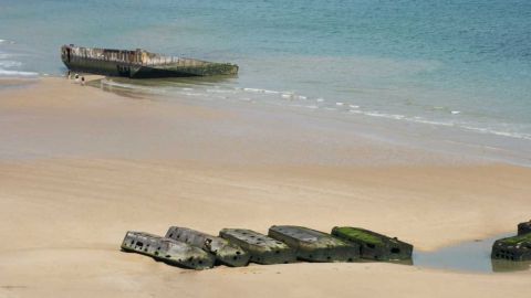 ALL DAY GUIDED NORMANDY D-DAY LANDING BEACHES FROM PARIS