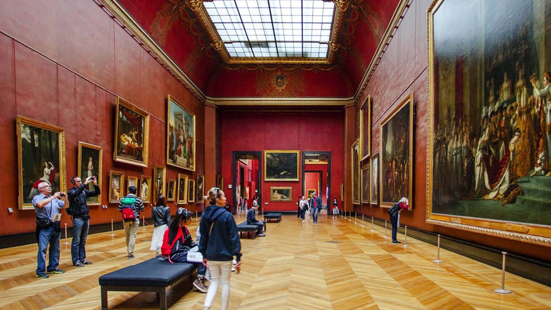 Private Guided Louvre Museum Visit (For up to 6 guests)