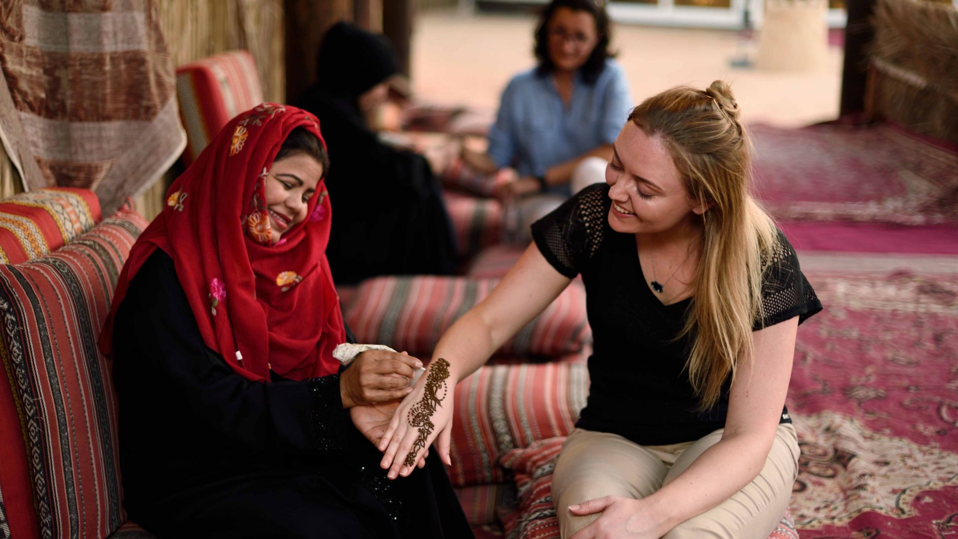 AA-Henna Painter - Private Leisure Groups and Events (one henna painter for every 01 to 100 guests)