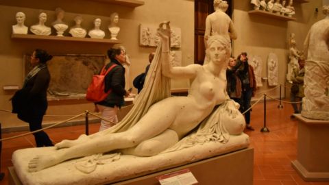 Accademia Gallery skip the line Ticket with Audio-guided Tour at 09:00 am