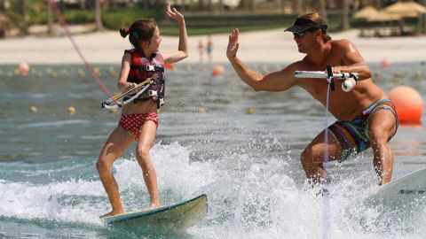 20-Minute Surf Boarding Experience at Palm Jumeirah