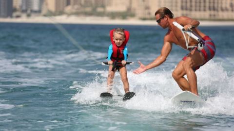 20-Minute Water Skiing Experience at Palm Jumeirah