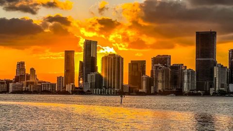 Miami Sunset Cruise of Biscayne Bay and Millionaires' Homes 