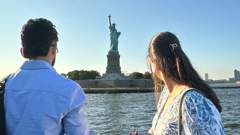 90 Minute Statue of Liberty Sightseeing Cruise from Midtown 