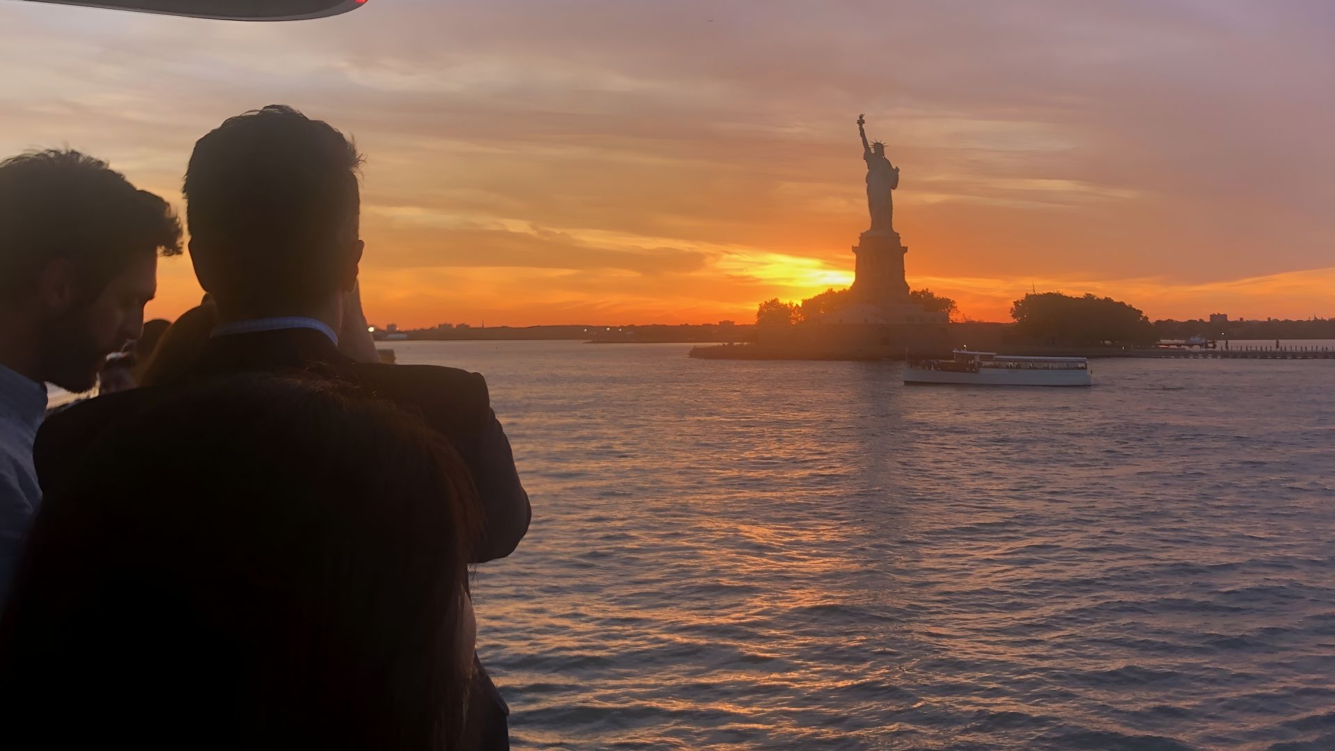 NYC 60 Min Unlimited Prosecco, Beer and Aperol Spritz Cruise