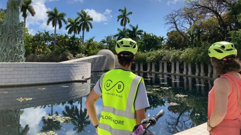 Miami Beach Highlights Bike Tour- English 2hrs