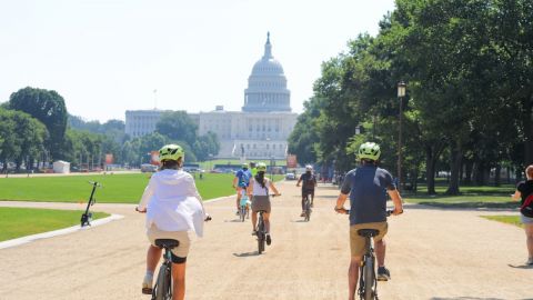 Monuments and Memorials Bike Tour