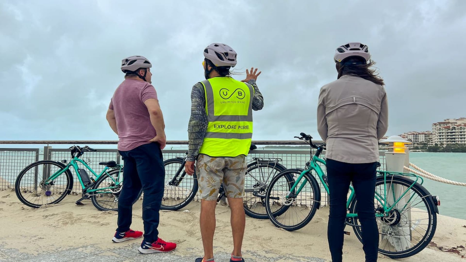 Miami Beach Highlights Bike Tour- English 2hrs