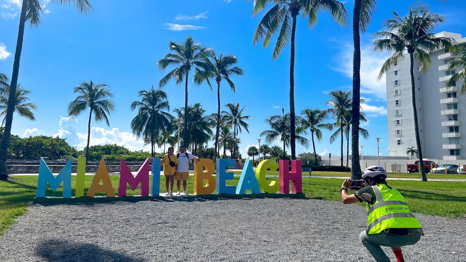 Miami Beach Highlights Bike Tour- English 2hrs
