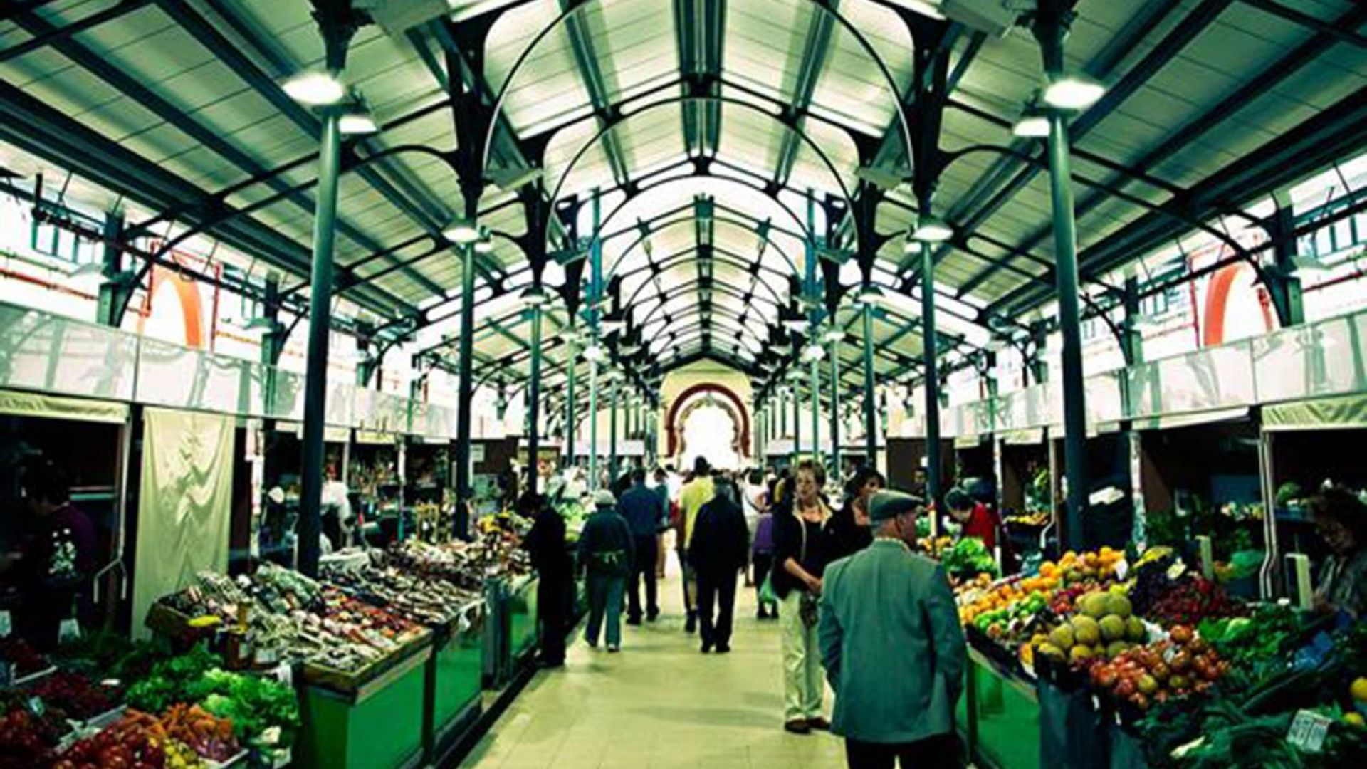 Loulé Market Half Day from Praia da Luz to Faro