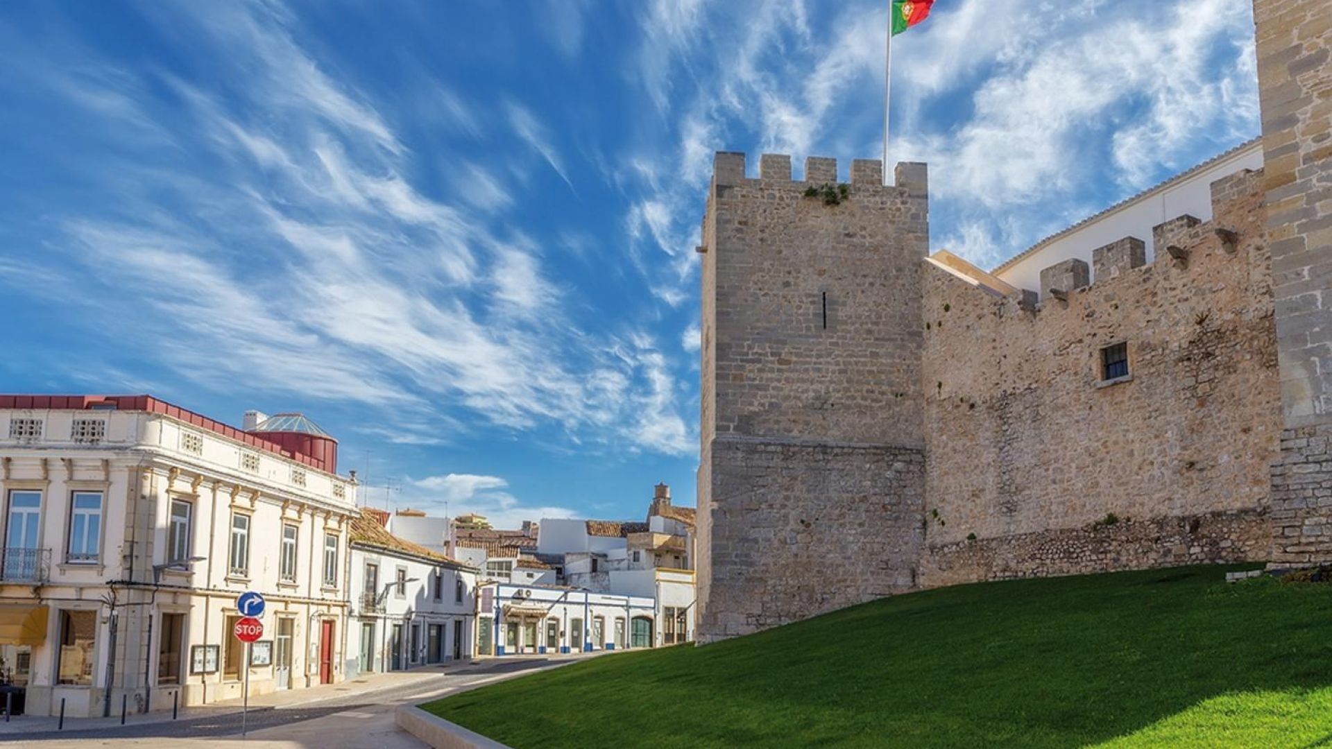 Loulé Market Half Day from Praia da Luz to Faro