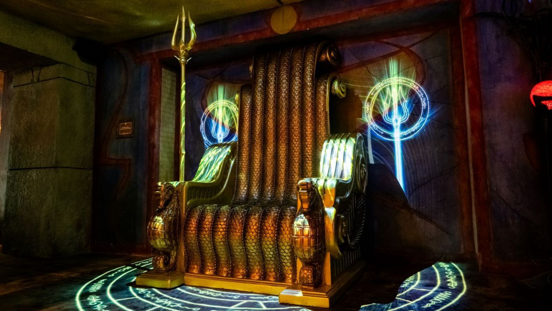 Aquaventure Waterpark + Interactive Lost World Aquarium