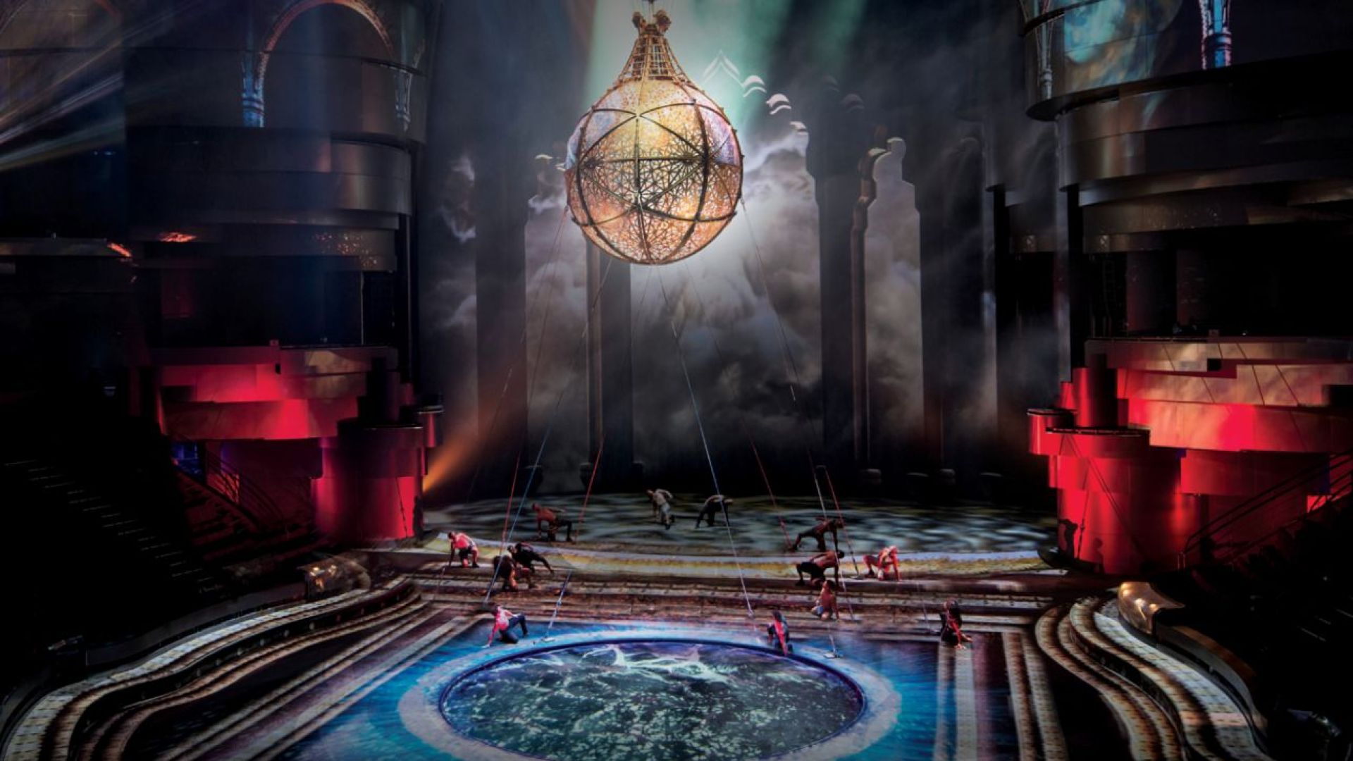 La Perle by Dragone Platinum with Platinum lounge access