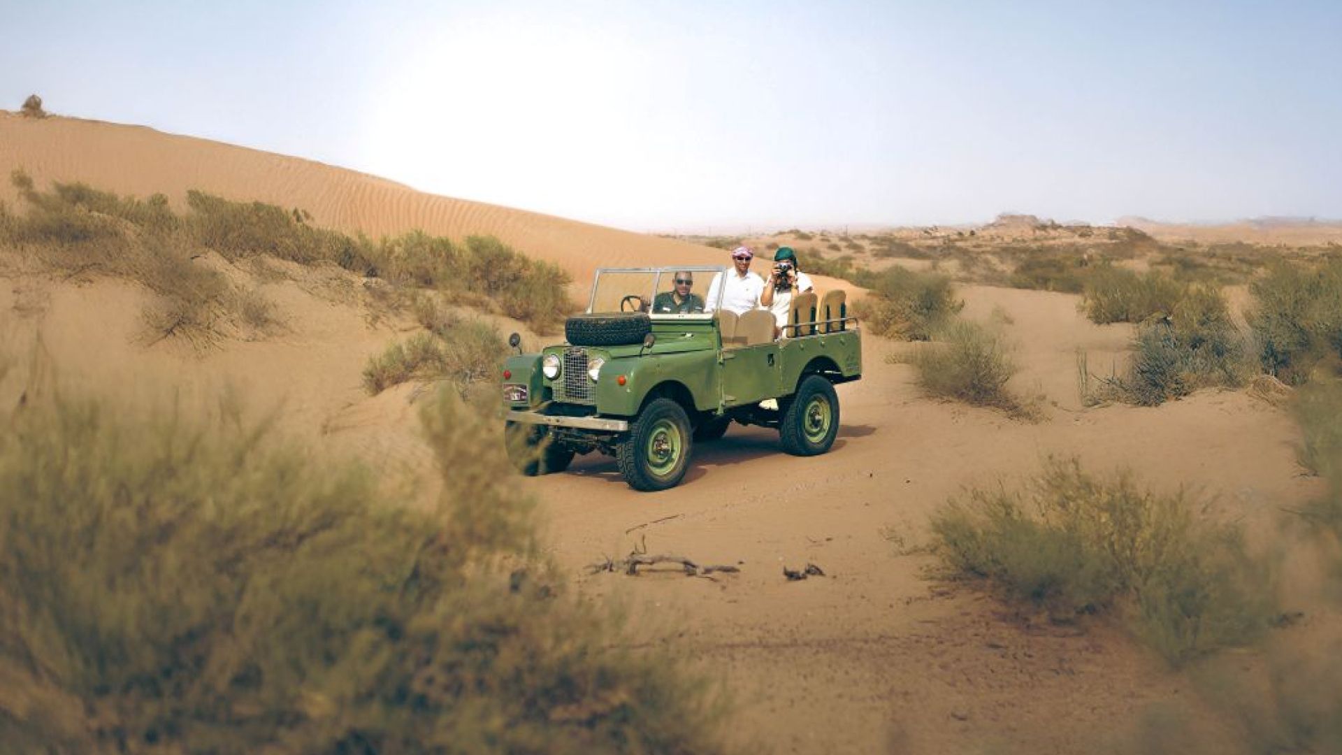 Heritage Safari by Vintage Land Rover - Private Car - 9 guests 