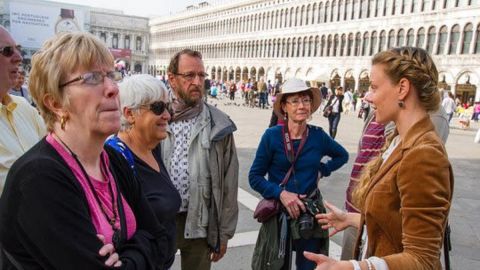 Welcome to Venice: Walking Tour, St. Mark's Basilica & Gondola Ride