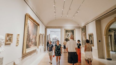 Met Express: Highlights of the Metropolitan Museum of Art