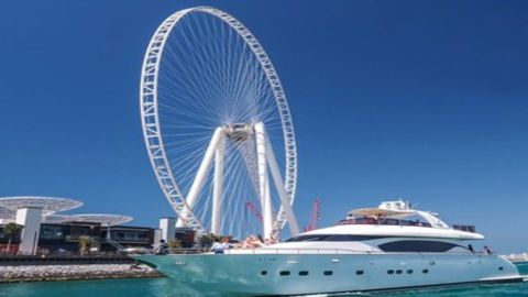 Dubai Marina Morning Yacht Tour with Breakfast - AA Pass