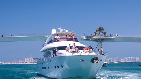 3-Hour Dubai Marina Extended Sunset Yacht Tour with Live BBQ