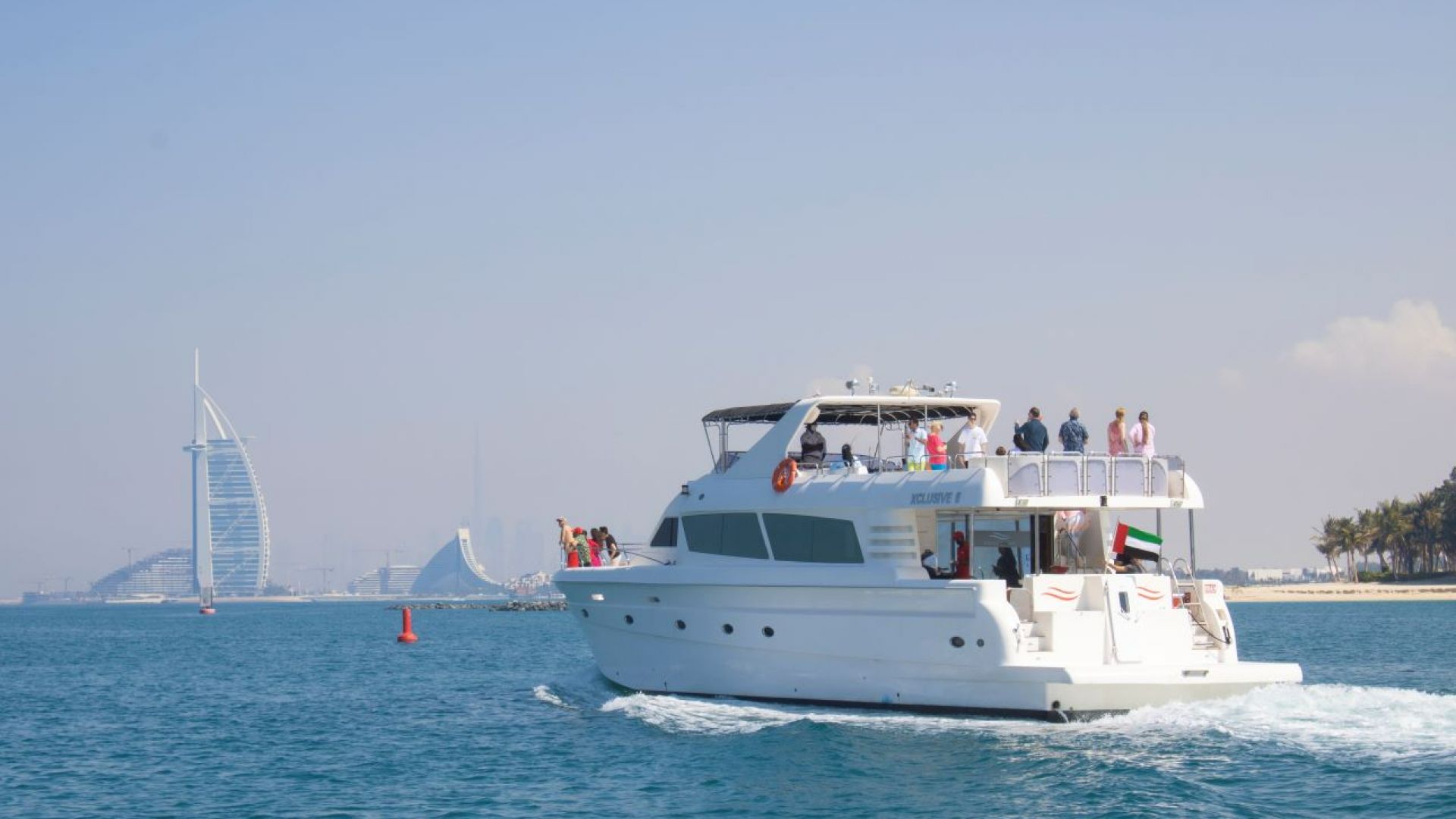 Shared Afternoon Luxury Dubai Marina Yacht Tour with BBQ