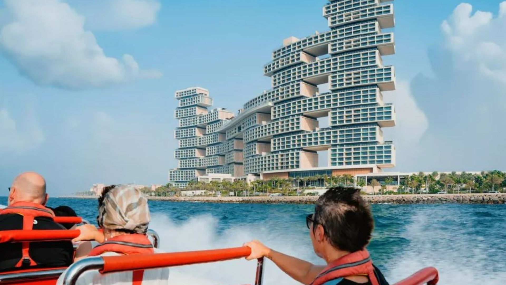 Speed Boat Tour Dubai Marina and The Palm by Xclusive Yachts