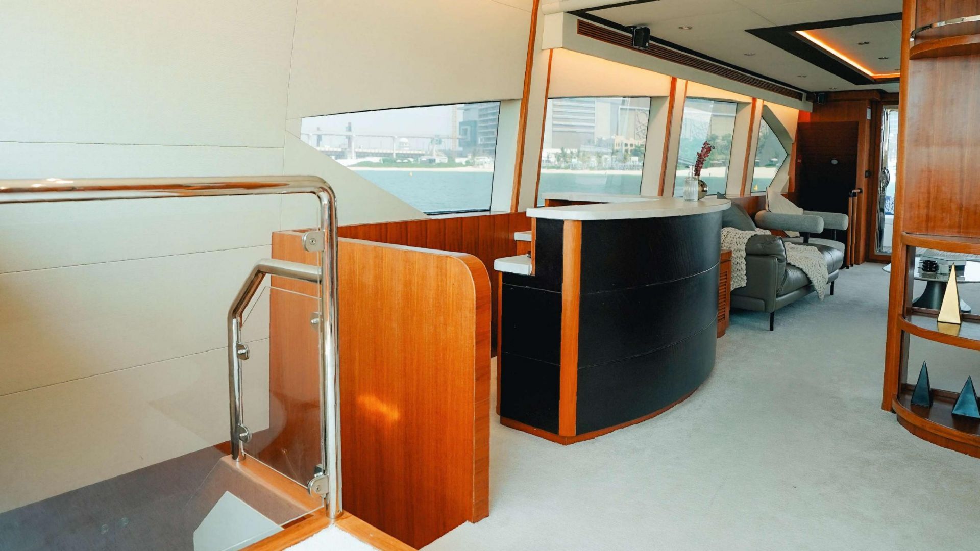 Dubai Marina Morning Yacht Tour with Breakfast - 2 Hours