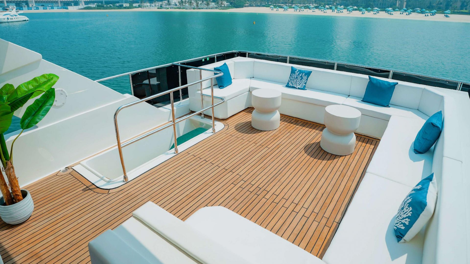Dubai Marina Moonlight Yacht Tour with Live BBQ - 2 Hours