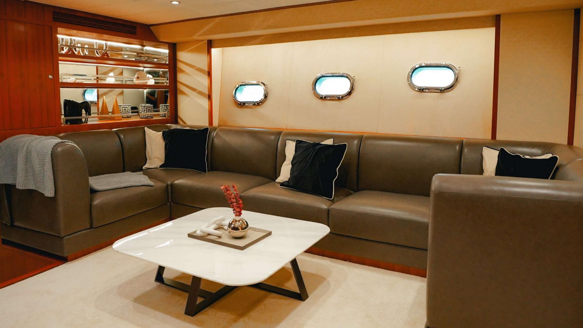 Dubai Marina Twilight Yacht Tour with Live BBQ - 2 Hours
