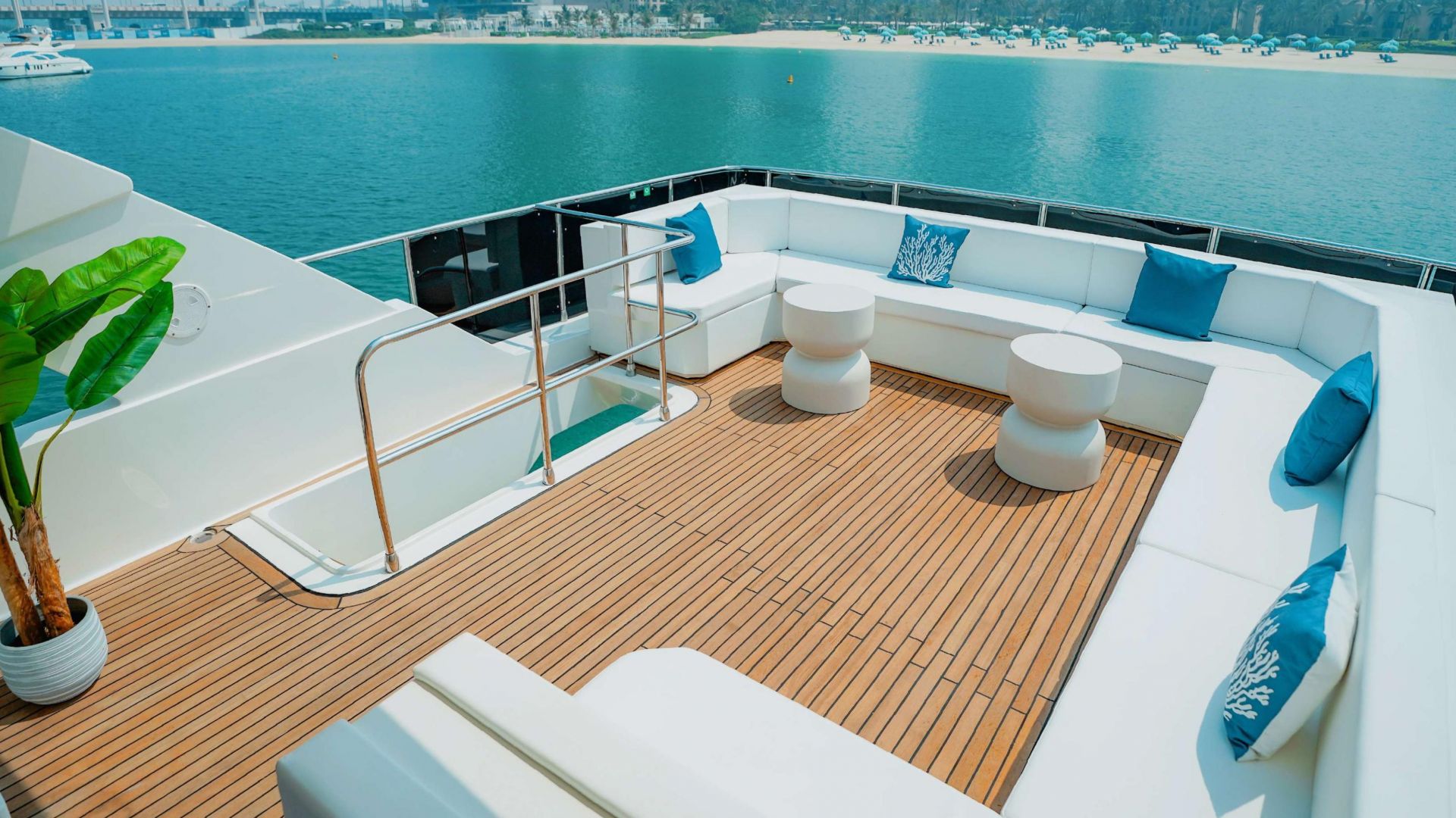 Dubai Marina Twilight Yacht Tour with Live BBQ - 2 Hours
