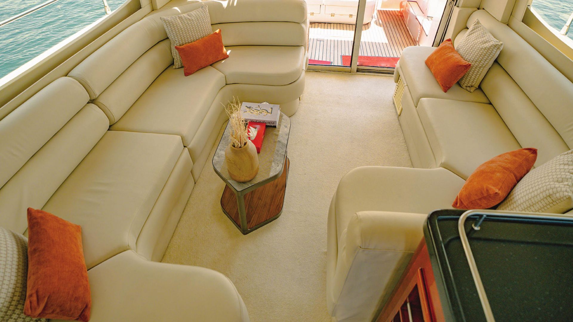 Private Yacht Tour for 10 Guests with BBQ & Premium Drinks – 3H + 1H Free Until 30 Sep 2026