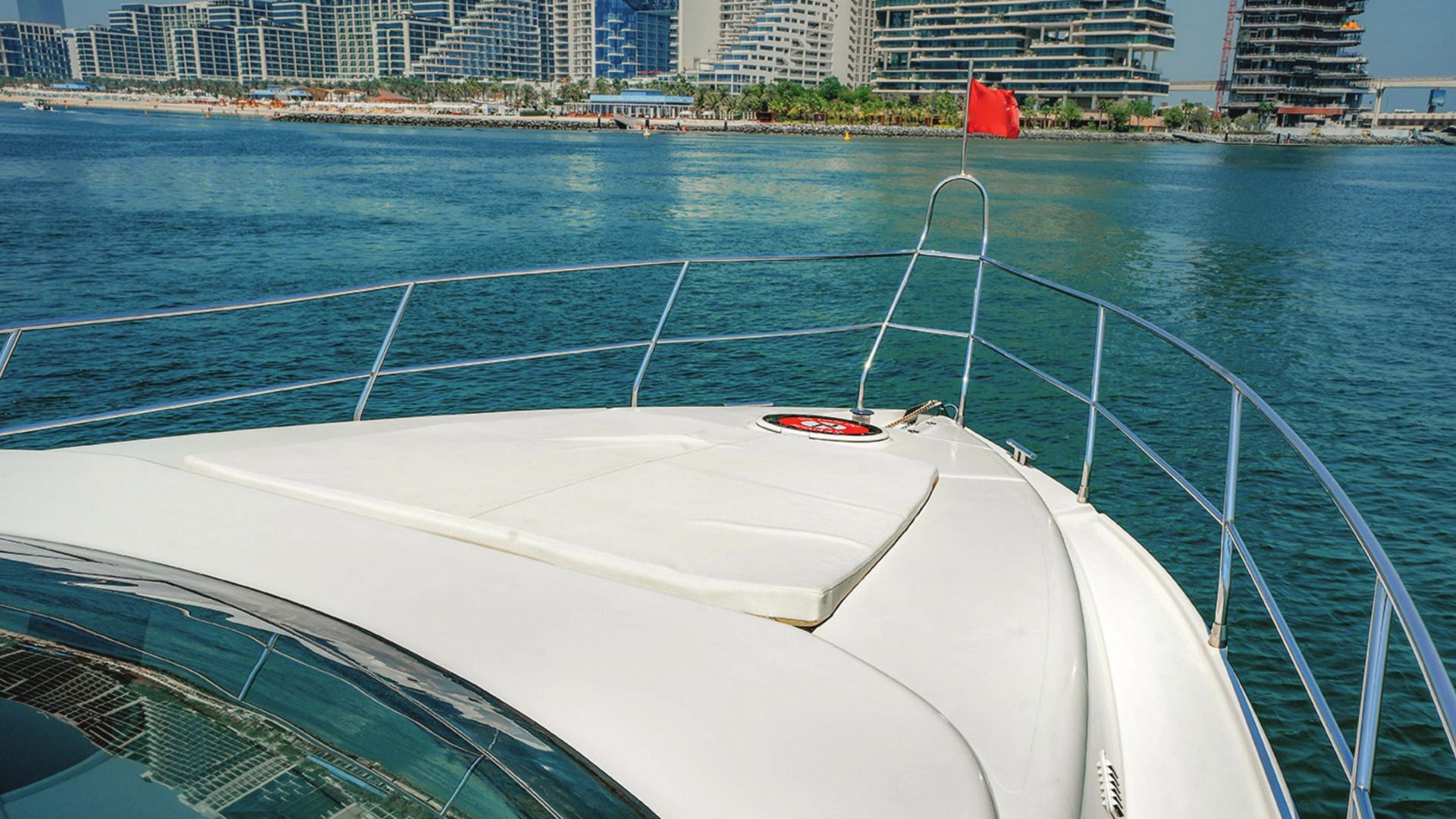 Private Yacht Tour for 10 Guests with BBQ & Premium Drinks – 3H + 1H Free Until 30 Sep 2026