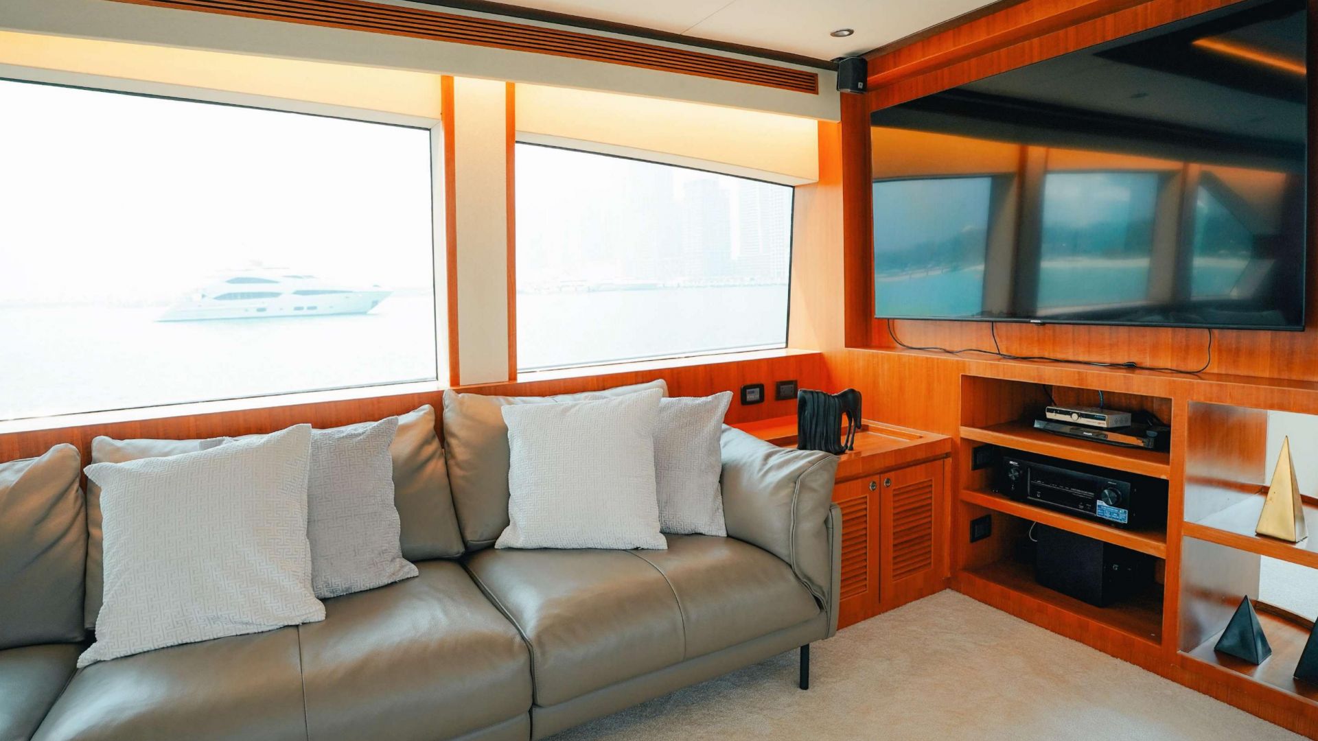 Dubai Marina -  Late Riser Sharing Yacht Tour - 2 Hours