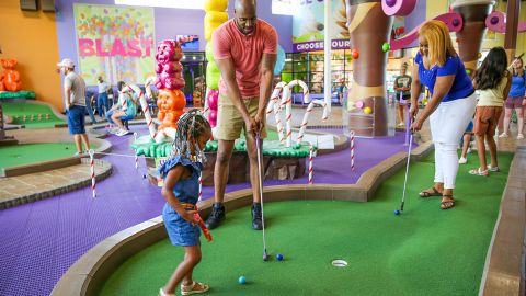 One Course: Mini Golf